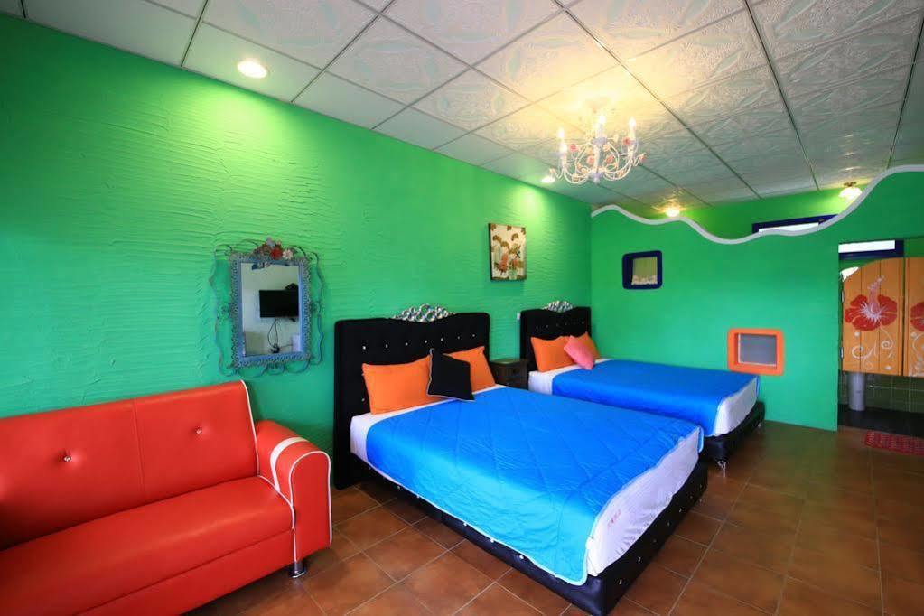 Fumigate Hotel Хенгчун Экстерьер фото